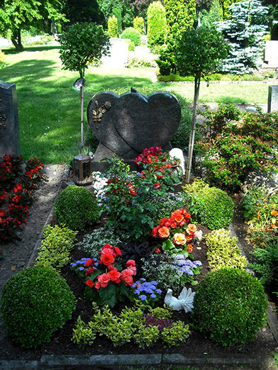 Beratung Grabpflege Dauergrabpflege Grabgestaltung